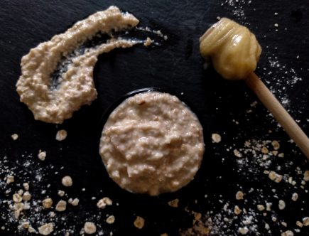 Header image homemade honey and oatmeal face scrub by a hopeful home.